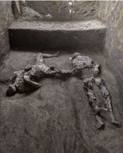 2 intact remains of slave and owner discovered in Pompeii ancient city