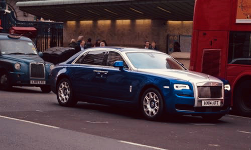 Rolls royce bespoke cars' orders grew fastest of all time thanks to the Phantom Gallery
