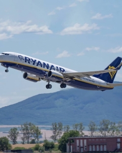 Ryanair\'s Reign in Italy: A Game Changer or a Downfall?