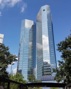 Deutsche Bank targets Wealthy Asians